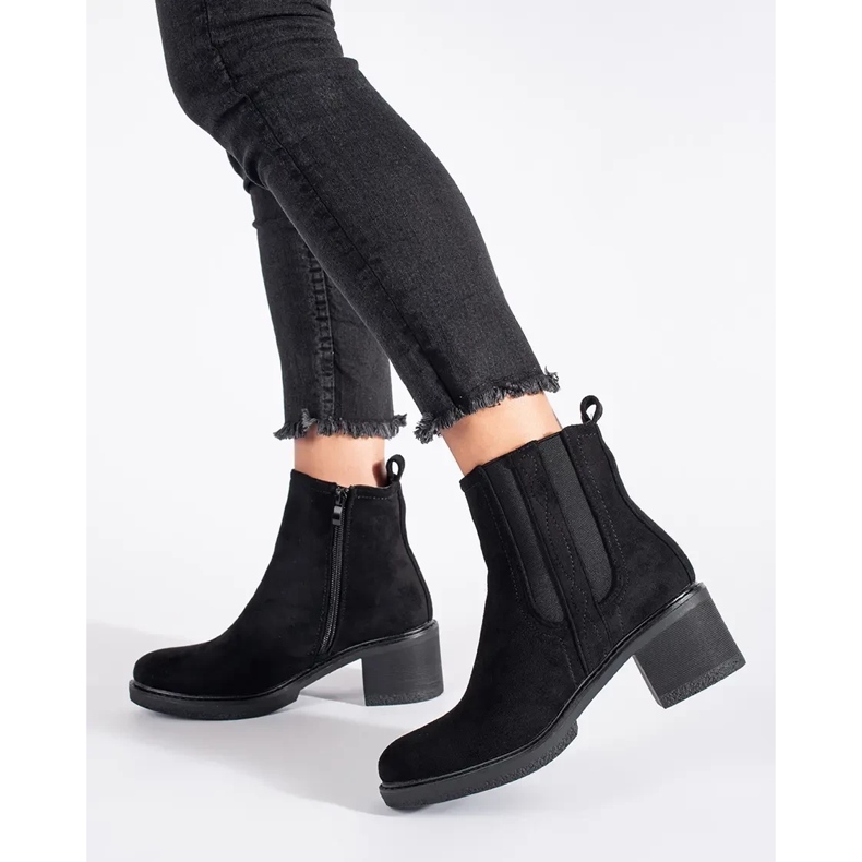 Seastar Schwarze Wildleder-Jodhpur-Stiefel an der Post 2