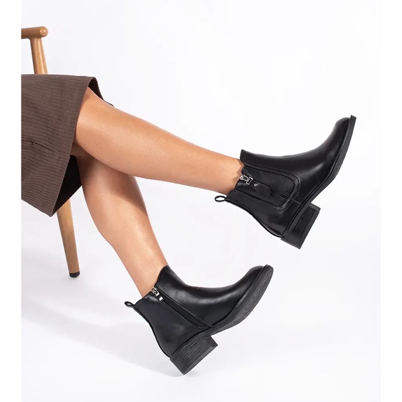 Schwarze Damen-Chelsea-Stiefel mit dekorativem Reißverschluss 1