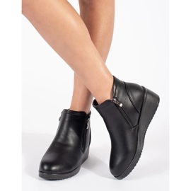 Schwarze, kurze, isolierte Keilstiefel für Damen 1