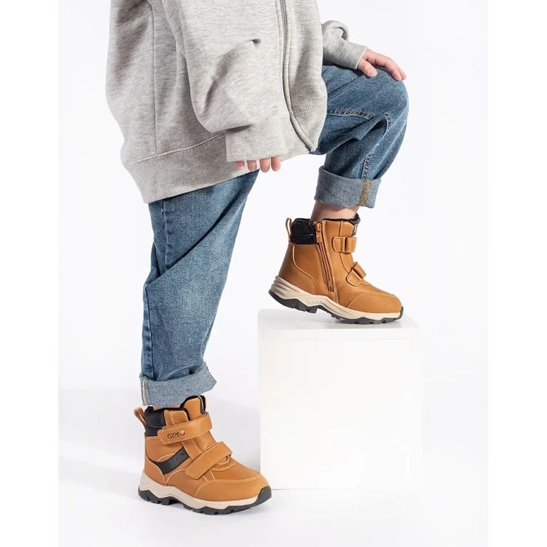 Isolierte Jungenstiefelette mit Klettverschluss braun 2