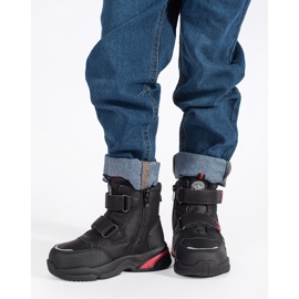Schwarze isolierte Jungenstiefel 2