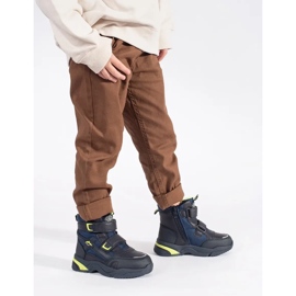 Marineblaue, isolierte Jungenstiefel 1