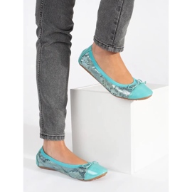 Blaue Ballerinas mit Schlangenmuster und Schleife 3