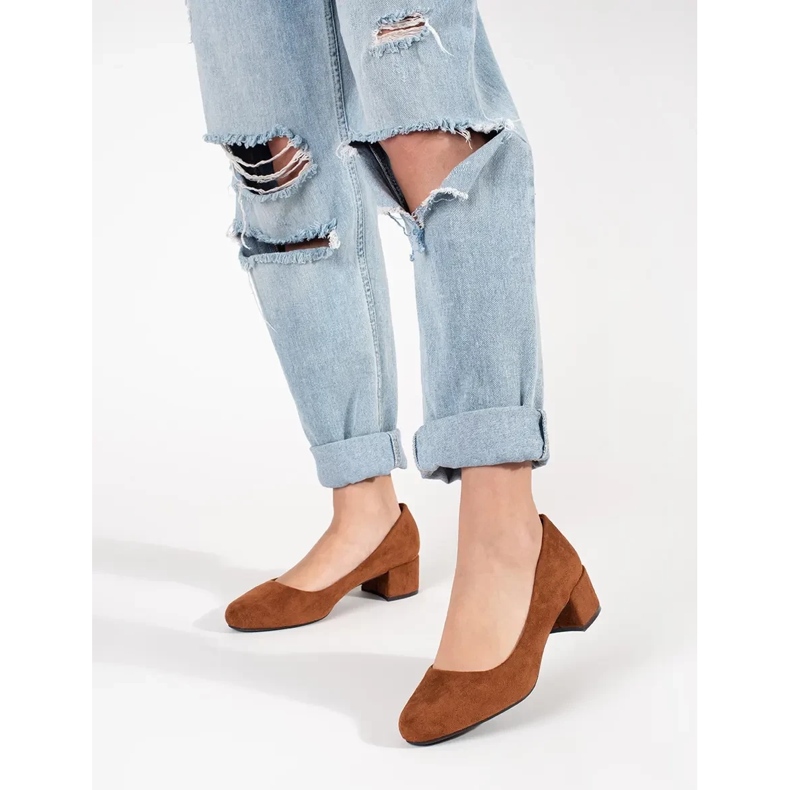 Sergio Leone Hellbraune Wildlederpumpen auf dem Pfosten 1