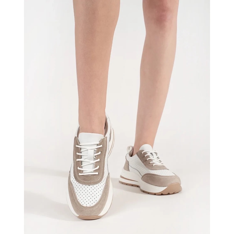 Goodin Leder offene Sportschuhe auf einer dicken weißen Sohle 2