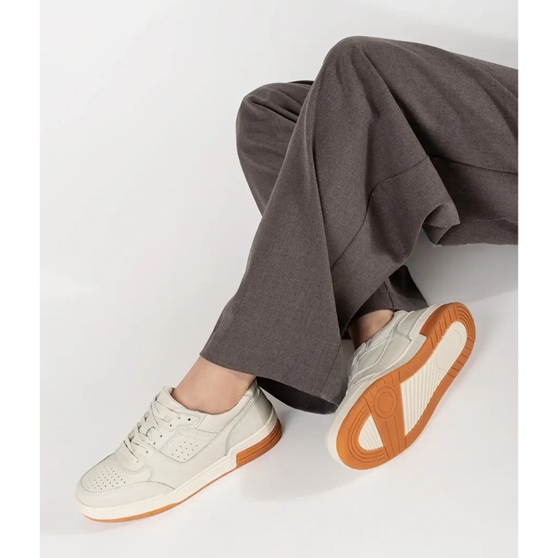 Hellbeige Plateau-Sneaker 1