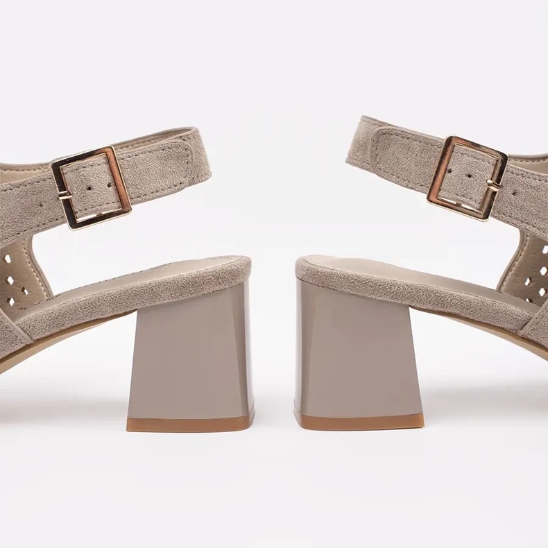 Goodin Beige Openwork Wildleder High Heels Sandalen 1