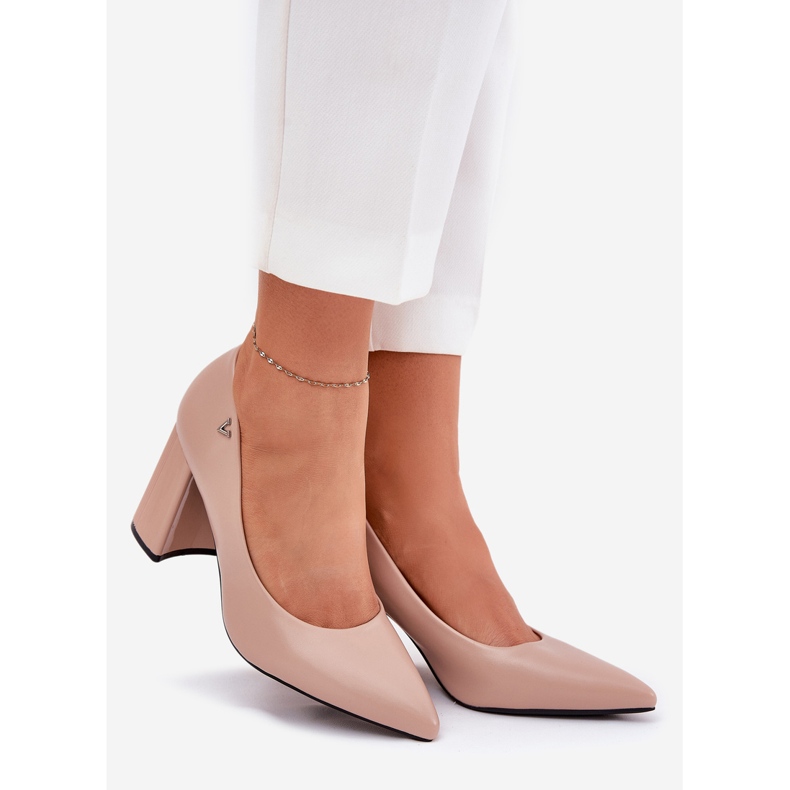 Elegante Pumpen auf dem Vinceza 62220 Beige 1