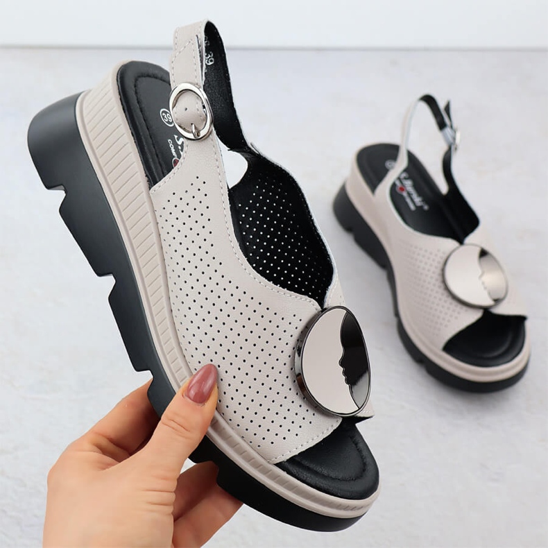 S.Barski Frauen Ledersandalen für einen offenen Keil beige S. Barski LR51-788 1