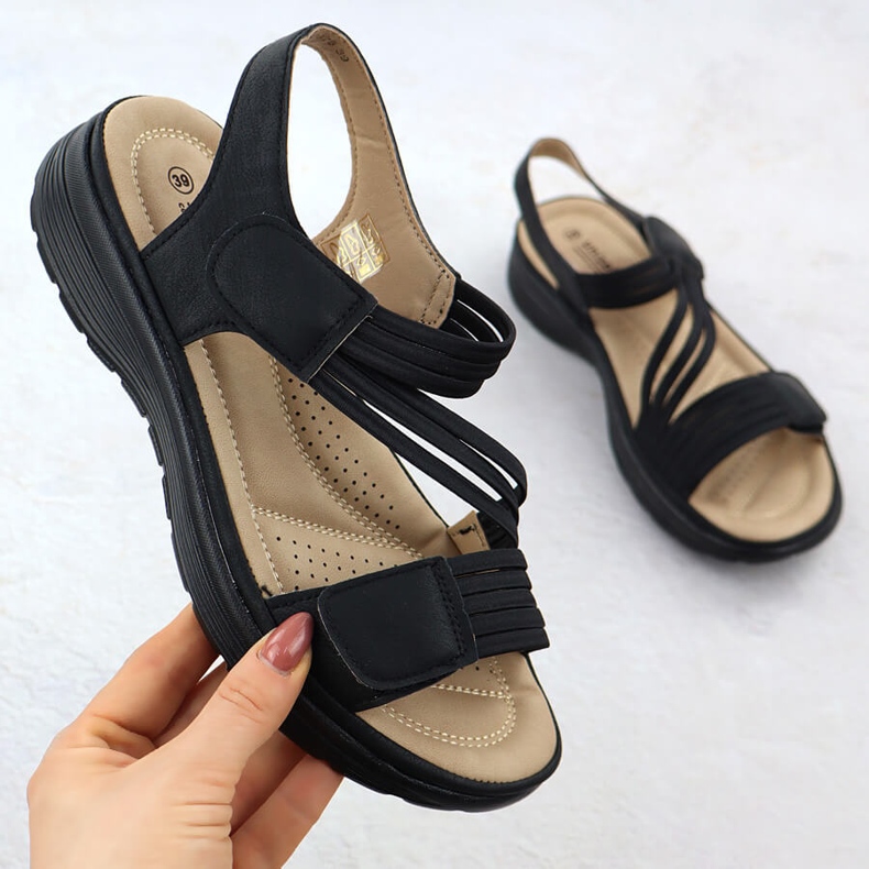 Frauensandalen auf der Plattform komfortable schwarze unisoft 8875 1