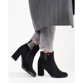 Goodin Schwarze Wildlederstiefeletten 1