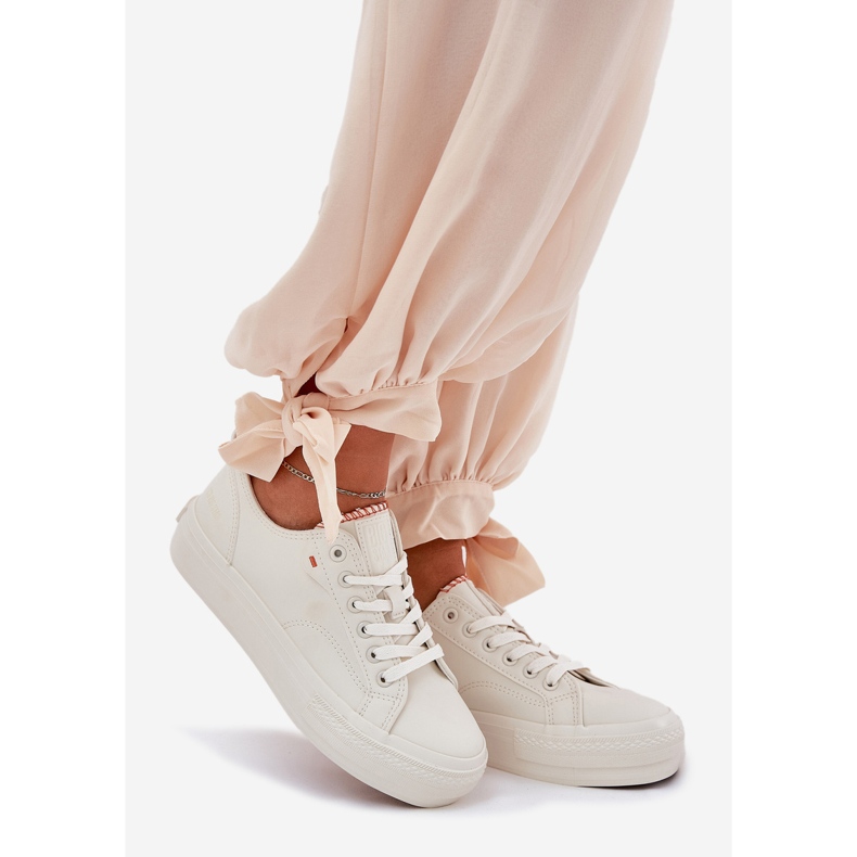 Frauen -Sneaker auf der Plattform mit Eco Leder Big Star RR274A297 Light Beige 1