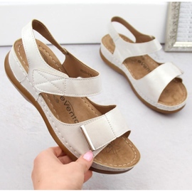 Bequeme eVento W EVE223F Sandalen, Silber 1