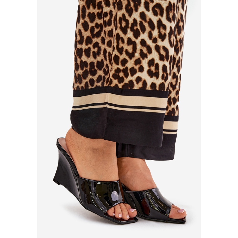 Frauen Hochzeiten auf Schwarz gestrichen 1