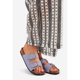 Flip Flops für Frauen auf einer Korkplattform mit goldenen Schnallen blau 1