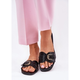 Flat -Frauen -Flip -Flops mit einer goldenen Klemme schwarz 2