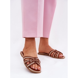 Flat -Frauen -Flip -Flops mit verlosten braunen Streifen 2