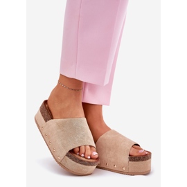 Frauenschuhe auf der massiven Plattform Eco Suede Khaki beige 1