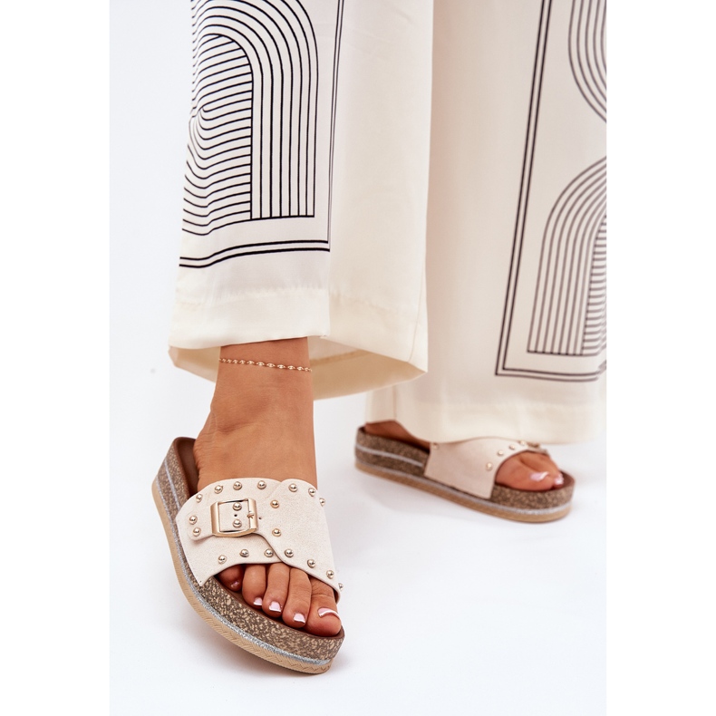 Damenflip flops auf der Plattform mit einem Schnalle und Bolzen Beige 2