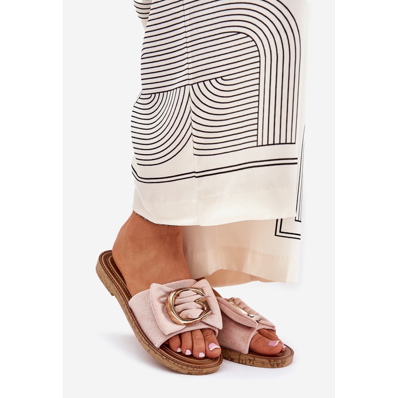 Flat -Frauen -Flip -Flops mit einem dekorativen rosa Detail 1