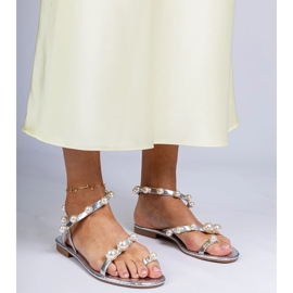 Silber Frauensandalen mit Perlen dekoriert silber- 1