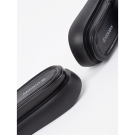Goodin Schwarze bequeme Flip -Flops auf der Plattform 1
