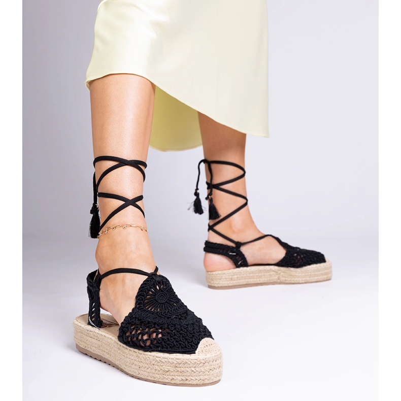 Schwarze Espadrilles geflochtene Sandalen 1