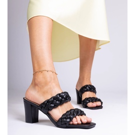 Schwarze High Heels 2