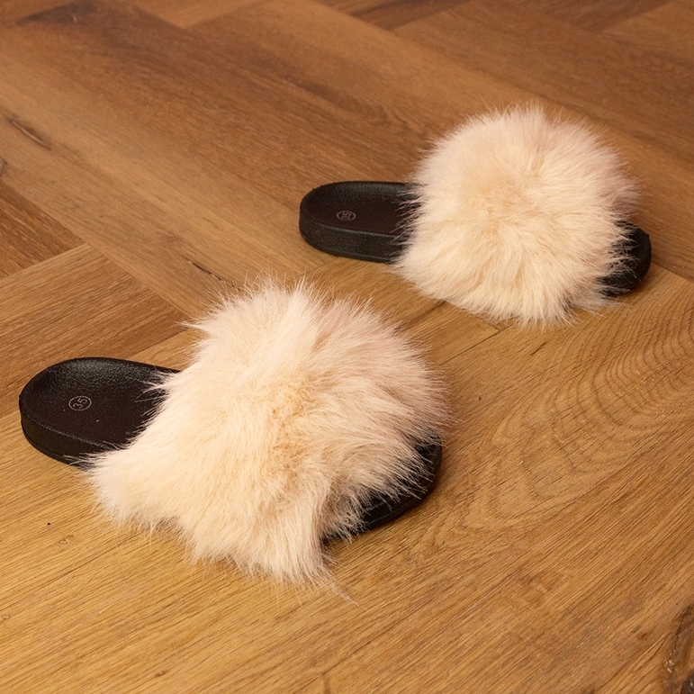 Beige Kinderflip Flops mit Fell 1