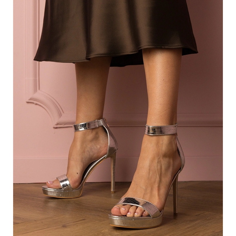 Silberne hohe Kolben High Heels silber- 1