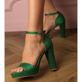Hohe Glitzer -Sandalen für grüne Frauen 2