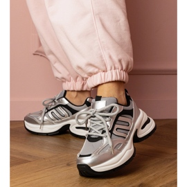 Silbersport -Turnschuhe auf einer stilvollen Sohle silber- 1