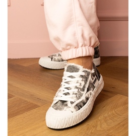 Schwarze Frauen -Sneaker Sportsneaker 2