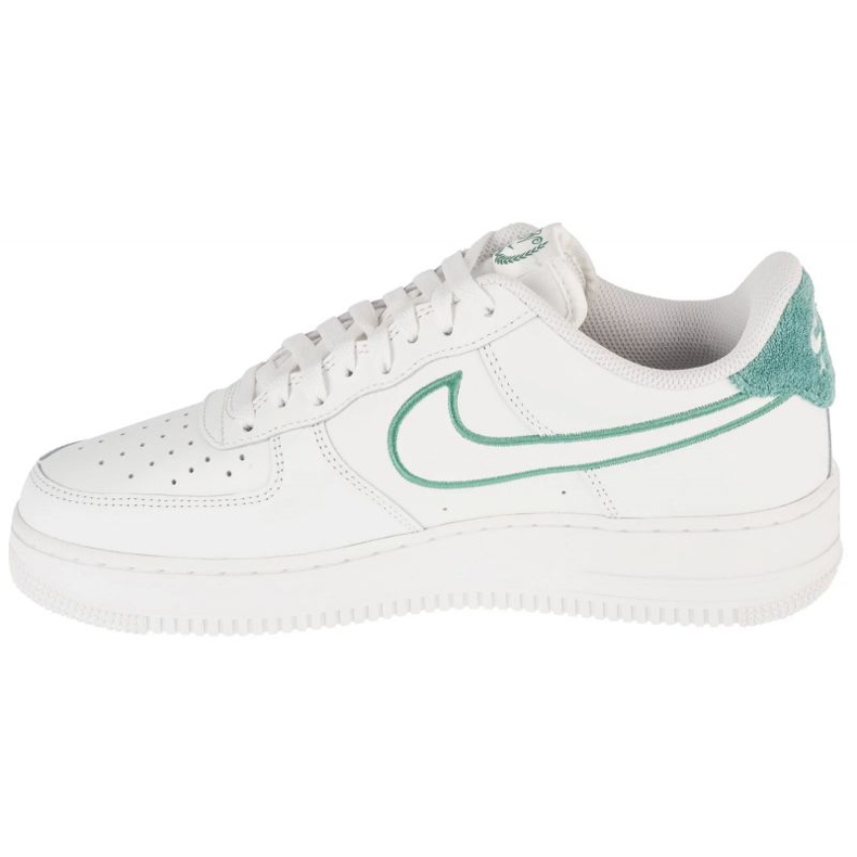 Nike Air Force 1 07 LV8 FN8349-100 Schuhe weiß 1