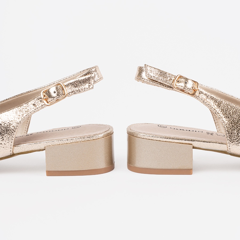 Goodin Goldene Sandalen mit niedrigem Kopf 1