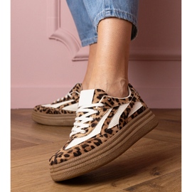Leopard -Turnschuhe Sneakers auf einer dicken Sohle braun 1