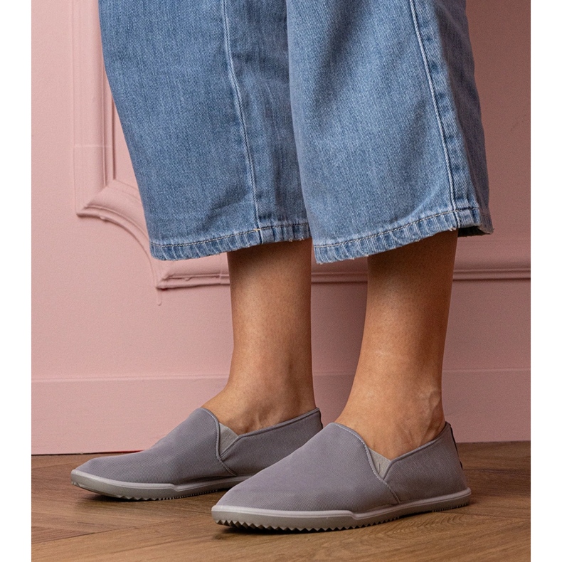 Greated Socked Sneakers für graue Frauen 1