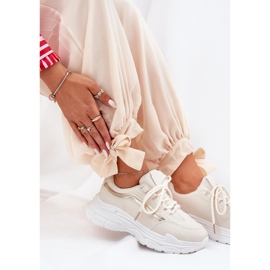 Sneakers Damen -Sportschuhe auf einer dicken beige Sohle 7