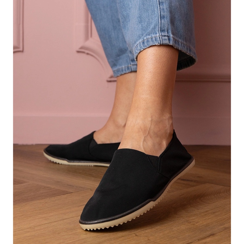 Slip -up -Sneaker für schwarze Frauen 1