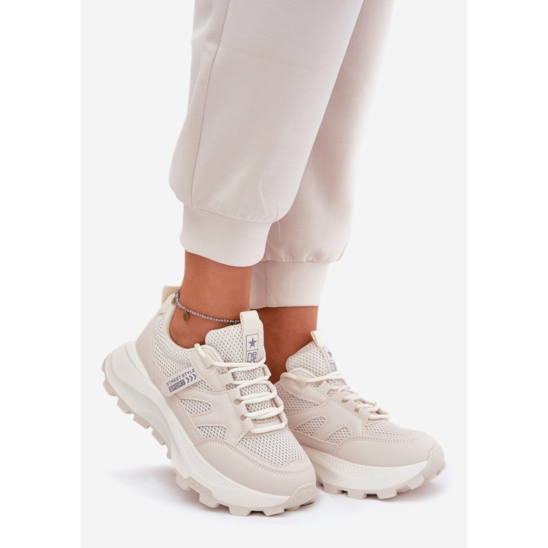 Evento Frauen -Sneaker -Sportschuhe auf einer dicken beige Sohle 1