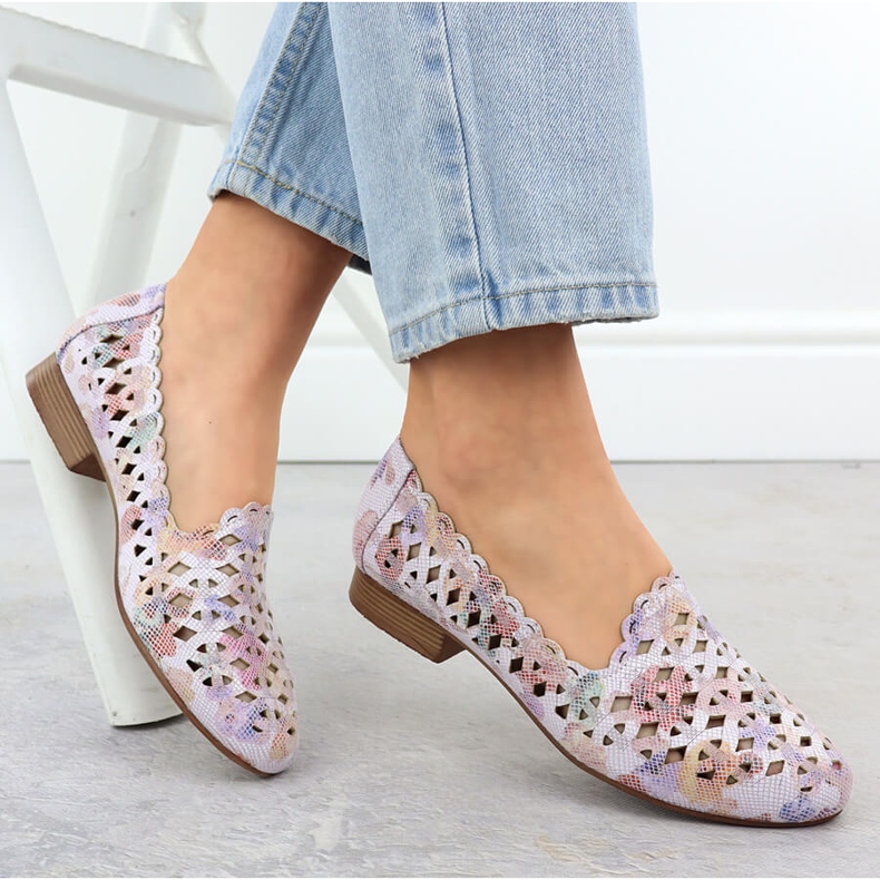 Openwork-Schuhe für Frauen mit farbenfrohen Blumen Jezzi ASA222-8 mehrfarbig 1