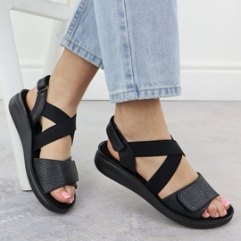 Frauen bequeme Sandalen für Klettverschlüsse Black Jezzi 24142 schwarz 4