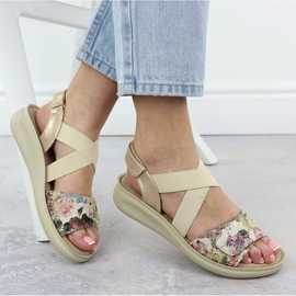 Damen bequeme Sandalen für Klettverschluss beige Jezzi 24142 4