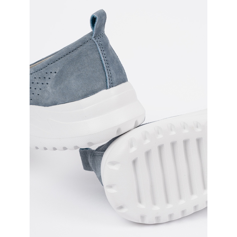 Goodin Lederblau -Laibers auf der Plattform 2