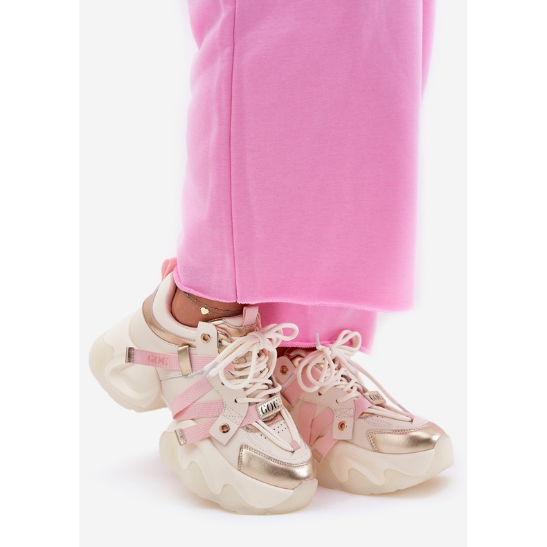 GOE Damen -Leder -Sneaker auf einem massiven alleinigen RR2N4031 Beige 1