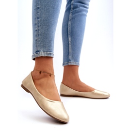 Klassische goldene Ballerinas aus Leder 2