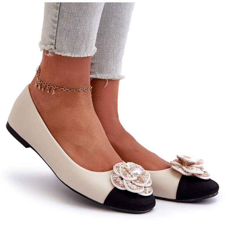 Seastar Frauen Ballerinas Eco Leder mit dekorativem Perlen Beige 5