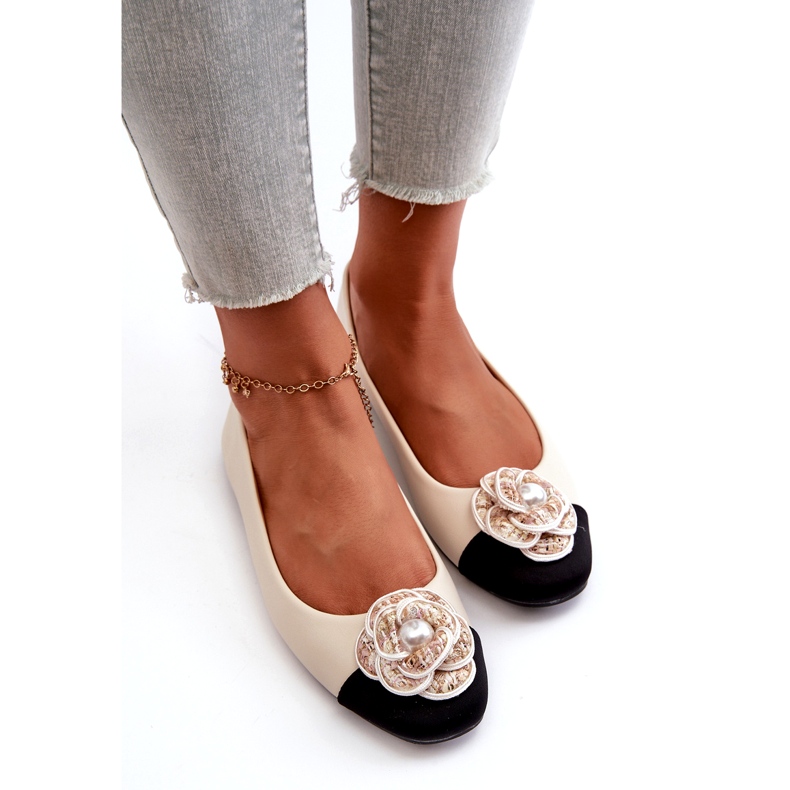 Seastar Frauen Ballerinas Eco Leder mit dekorativem Perlen Beige 3