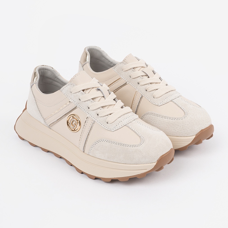 Goodin Beige Leder -Turnschuhe auf einer dicken Sohle 1
