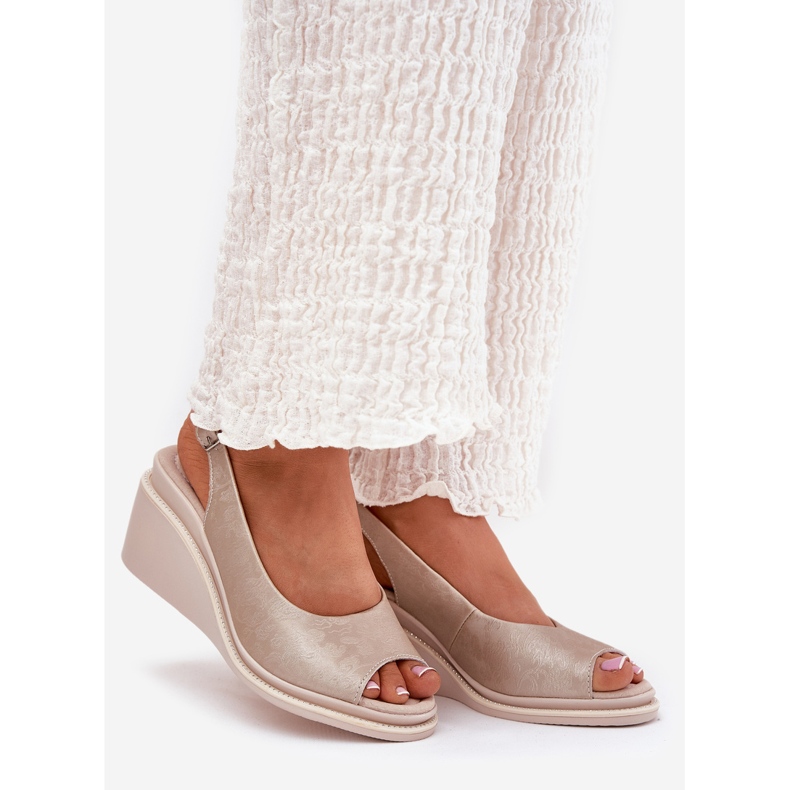 S.Barski Damen-Ledersandalen für Frauen am Keil S. Barski LR51-539 PLN golden 1